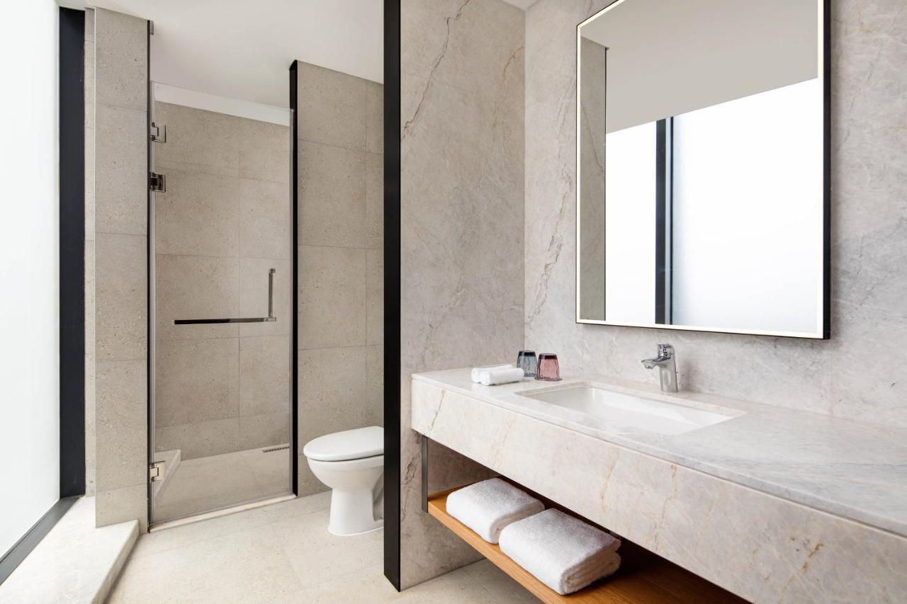Four Points By Sheraton Jiading Hotel