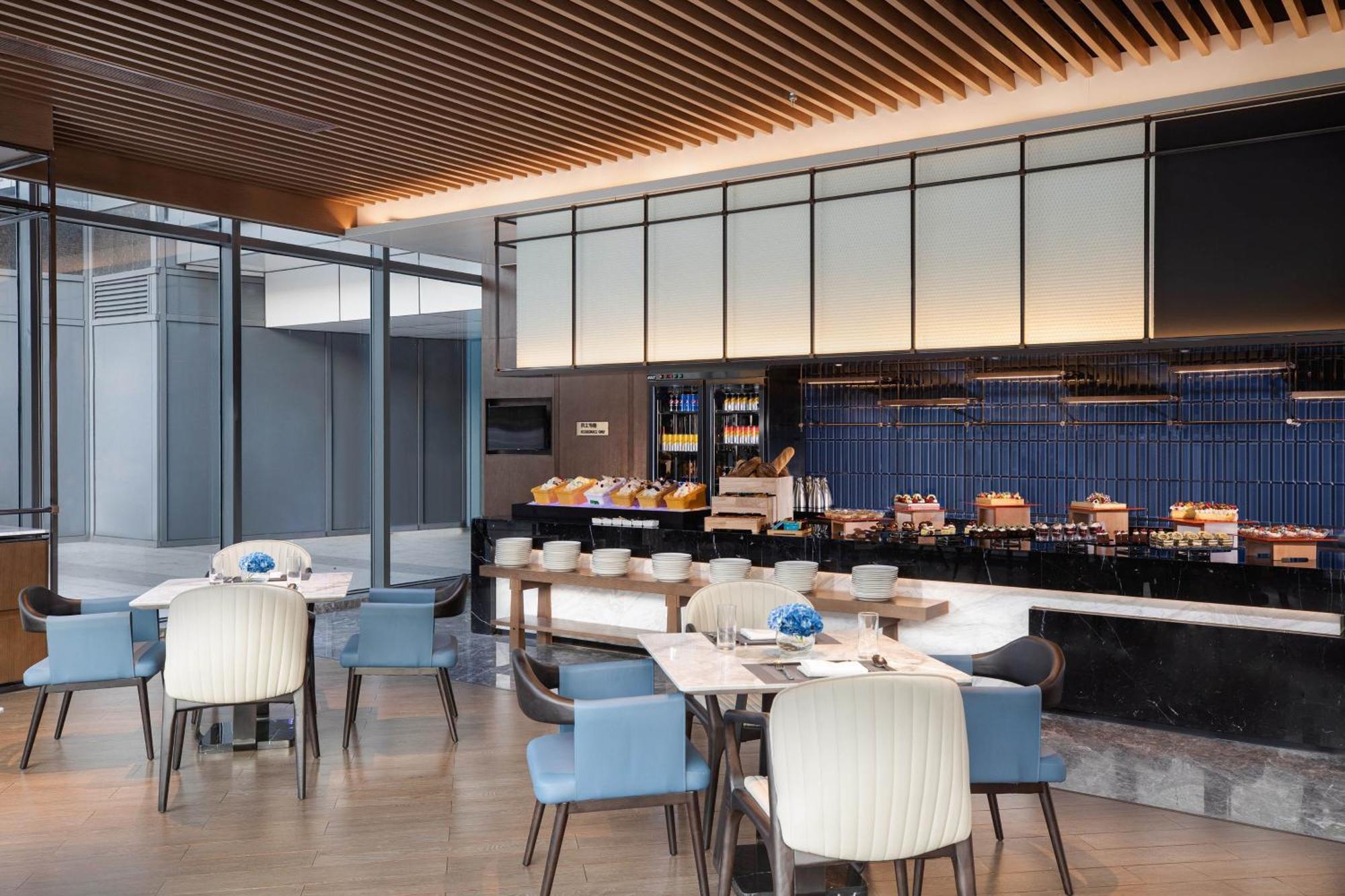 Four Points By Sheraton Jiading Hotel